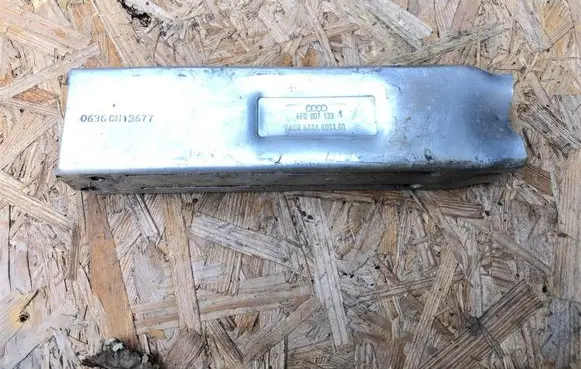 Audi A6 S6 C6 4F Front bumper shock/impact absorber 4F0807133