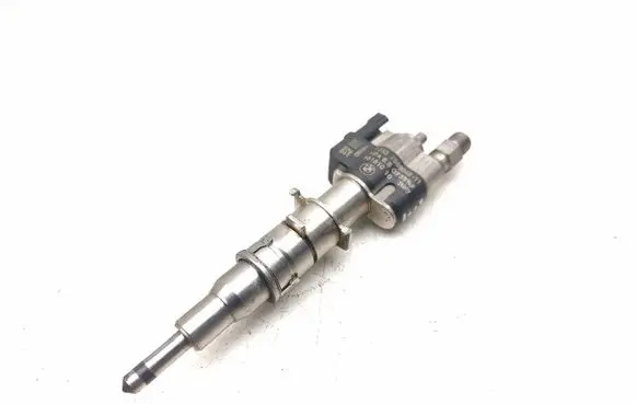 BMW 3 E90 E91 Fuel injector 7589048 758904811