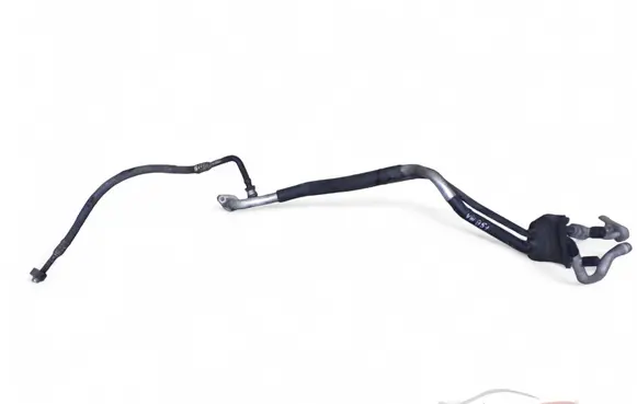 Volkswagen PASSAT B5.5 Air conditioning (A/C) pipe/hose