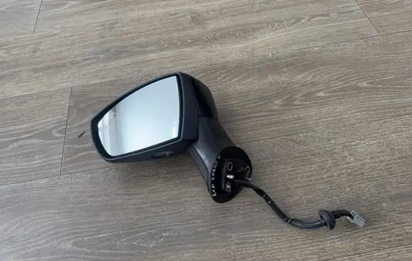 Ford Ecosport Front door electric wing mirror E1041492