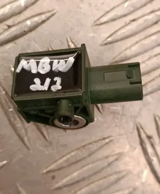Mercedes-Benz E W212 Airbag deployment crash/impact sensor A1729056000