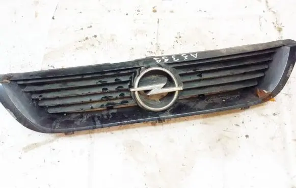 Opel Vectra B Front grill 90505722