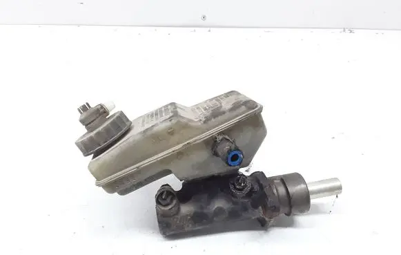 Volkswagen Transporter - Caravelle T4 Master brake cylinder