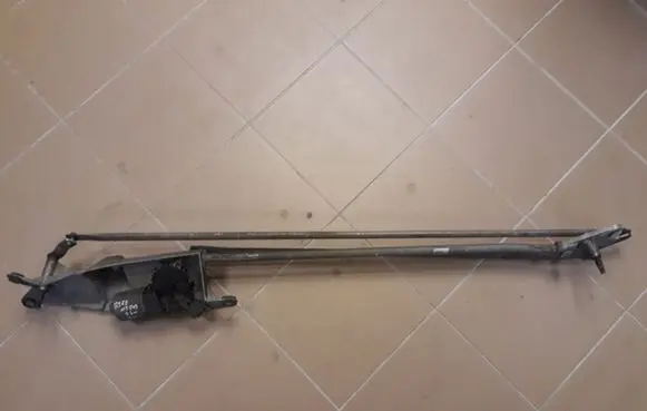 Renault Modus Front wiper linkage and motor 3397020635 8200141270