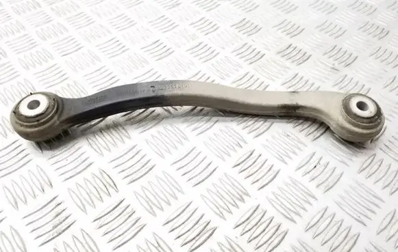Rear control arm