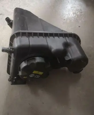 BMW 4 F32 F33 Other engine bay part 8677649