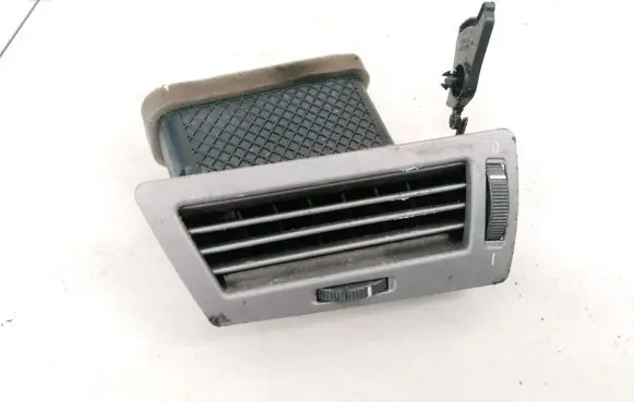BMW 7 E65 E66 Dash center air vent grill 64226911241 64226943021