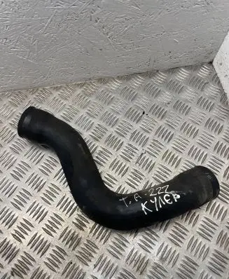 Toyota Avensis T250 Intercooler hose/pipe 09025C