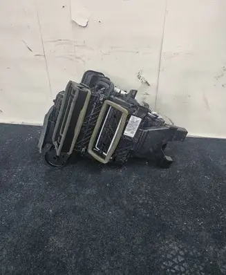 Ford Grand C-MAX Interior heater climate box assembly AV6N19B555