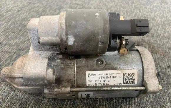 Citroen Jumpy Starter motor 9832577880