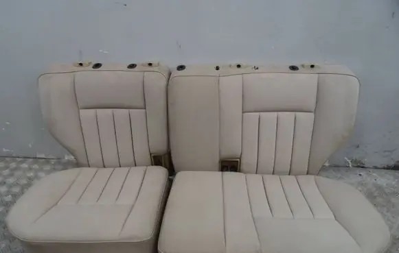 Mercedes-Benz E W124 Second row seats