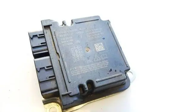 Tesla Model Y Airbag control unit/module 0285020158 1512876-00-e