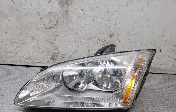 Ford Focus Headlight/headlamp 4M5II3K060BA