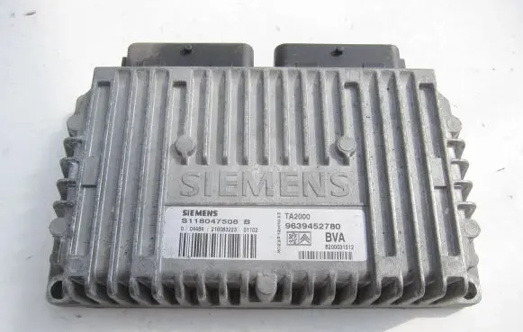 Citroen C5 Gearbox control unit/module 9639452780 S118047508B 8200031512
