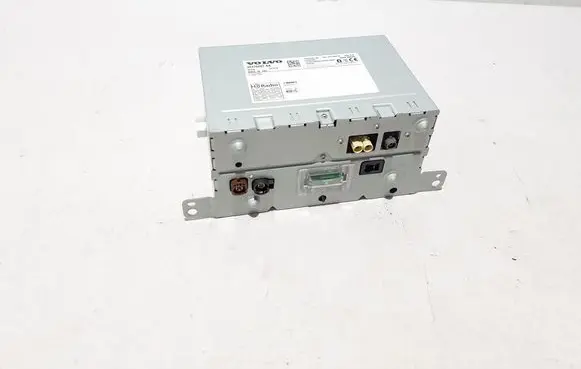 Polestar 2 Radio/CD/DVD/GPS head unit 32375207