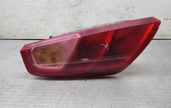 Fiat Punto (199) Rear/tail lights 51701589 27460102