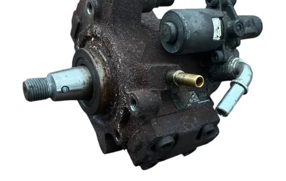 Volvo V50 Fuel injection high pressure pump A2C533840 5WS40895 1K061011