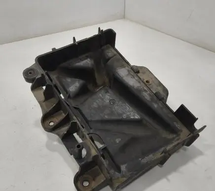 Volkswagen Polo Battery tray 6Q0915331