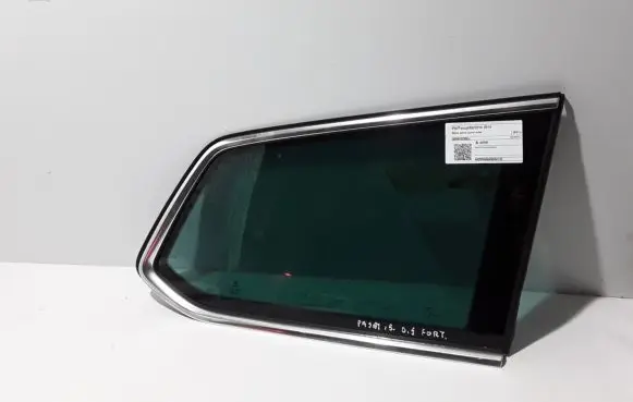 Volkswagen PASSAT B8 Rear side window 3G9845298CJ