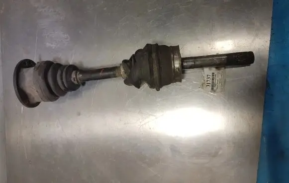 Nissan Terrano Front driveshaft