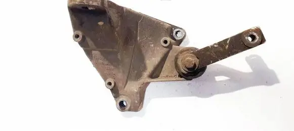 Audi A6 S6 C5 4B Engine mounting bracket 8D0399114S
