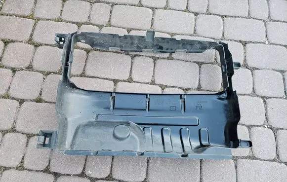 Renault Zoe Intercooler air guide/duct channel 215541324R-