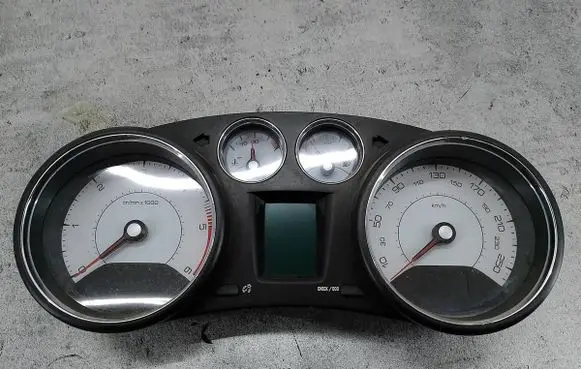 Peugeot 308 SW Speedometer (instrument cluster) 9666642580