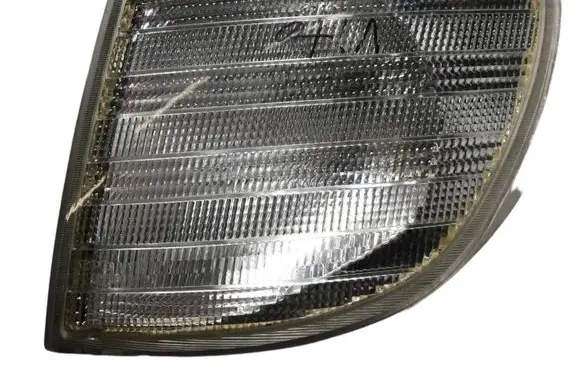 Mercedes-Benz Vito Viano W638 Front indicator light 014401508L 6750