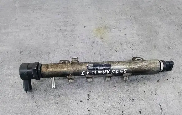Opel Astra H Fuel main line pipe 