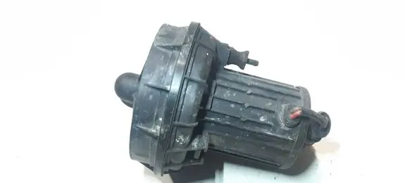 Audi A4 S4 B7 8E 8H Secondary air pump 06A959253B