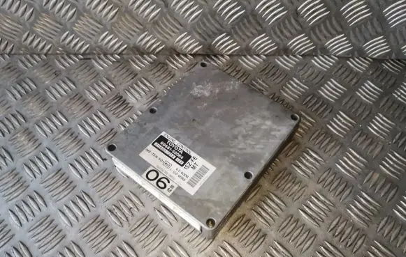 Toyota Yaris Engine control unit/module 8966152064 2110007214