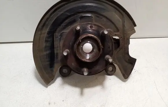 Front wheel hub