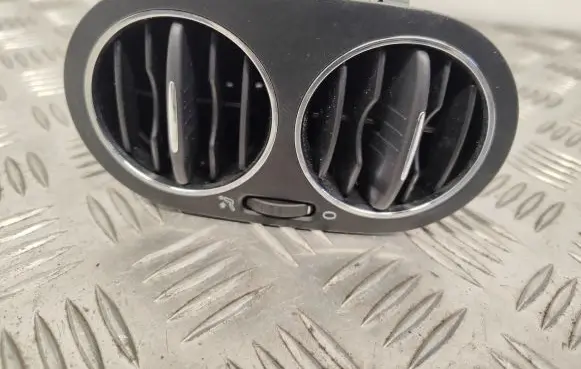Volkswagen Golf Plus Dashboard side air vent grill/cover trim 5M0819710