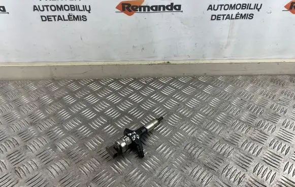 Subaru Outback Fuel injector 16613AA02