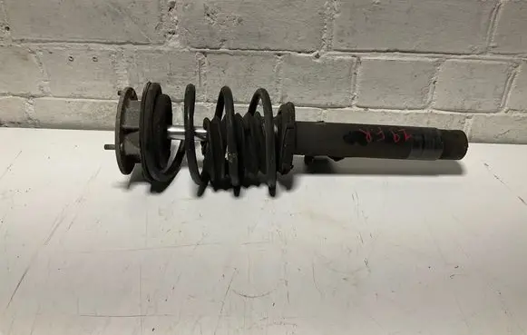 BMW 3 E90 E91 Front shock absorber/damper 6796468 1B146DD0040
