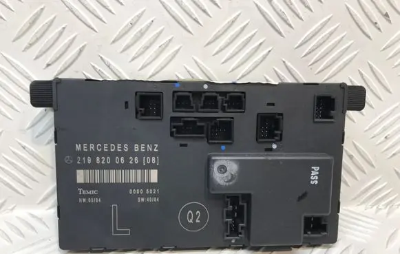 Mercedes-Benz CLS C219 Door control unit/module 2198200626