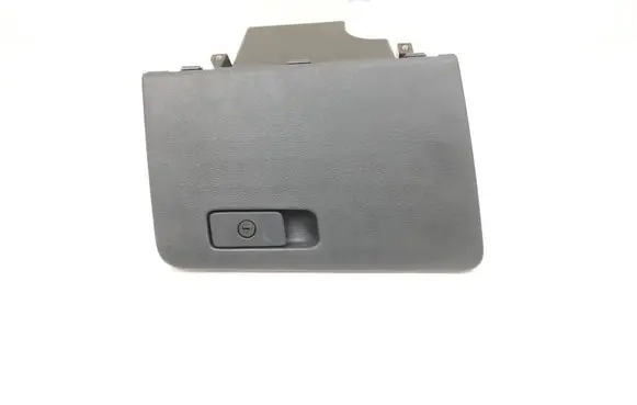 Glove box