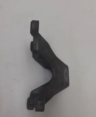 Audi A6 S6 C6 4F Engine mounting bracket 4F0199307M