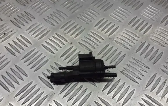 Mercedes-Benz A W168 Vacuum valve 0025401497