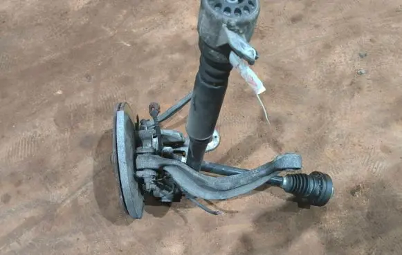 Rear wheel hub spindle/knuckle