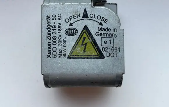 Audi A6 S6 C6 4F Headlight ballast module Xenon 5DD00831950