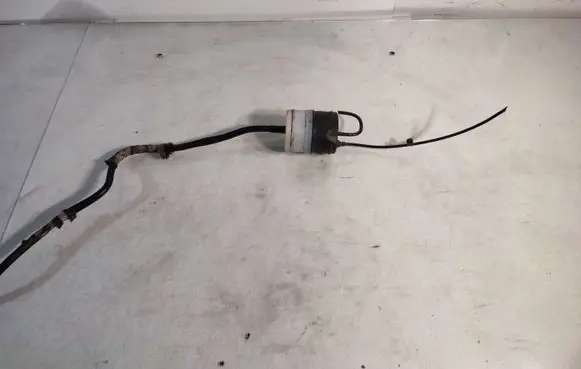Vacuum air tank