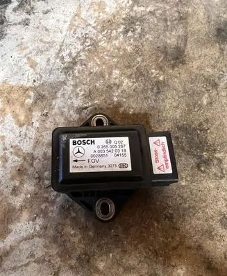 Mercedes-Benz E W211 ESP acceleration yaw rate sensor A0035420318 0028851 0265005267