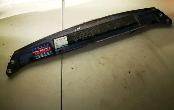 Renault Scenic I Radiator support slam panel 7700423731