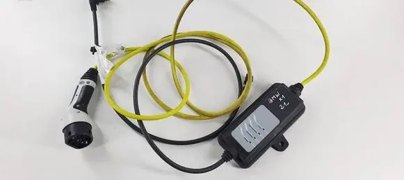 BMW X1 F48 F49 Electric car charging cable 68186220 6818622