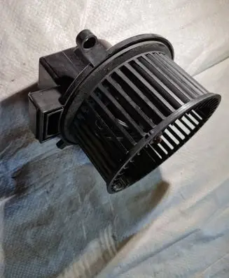 Heater fan/blower