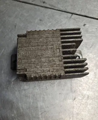 Coolant fan relay