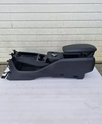 Ford Mustang Mach-E Center console 