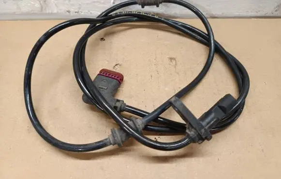 Mercedes-Benz E W211 ABS rear brake sensor A2115402417