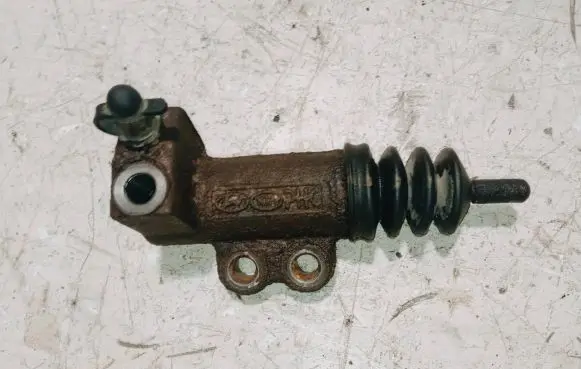 KIA Ceed Clutch slave cylinder 